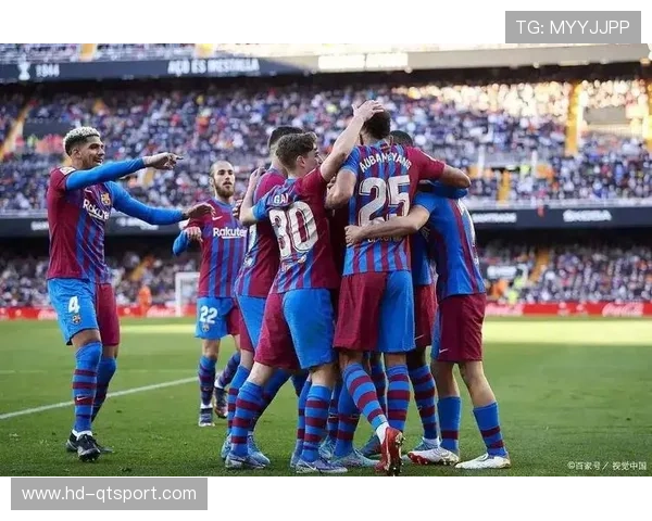 VAR争议再起:赫罗纳vs巴萨关键判罚未介入是否影响争冠公平性 VAR争议再起:赫罗纳vs巴萨关键判罚未介入是否影响争冠公平性